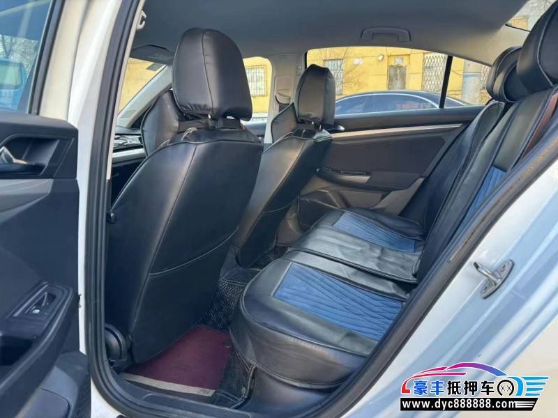 19年大众速腾轿车抵押车出售