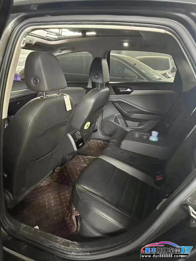 20年大众速腾轿车抵押车出售