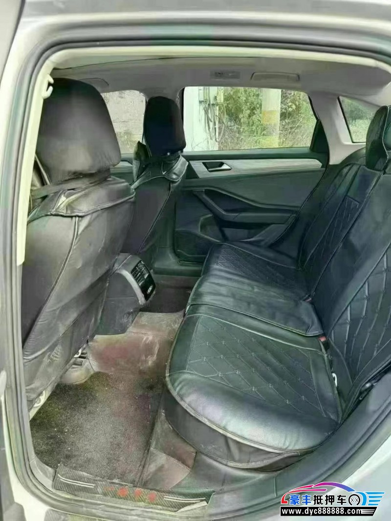 23年大众速腾轿车抵押车出售