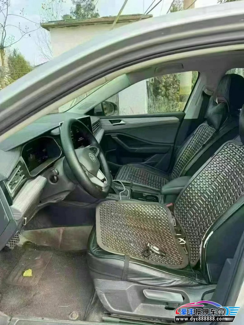 23年大众速腾轿车抵押车出售