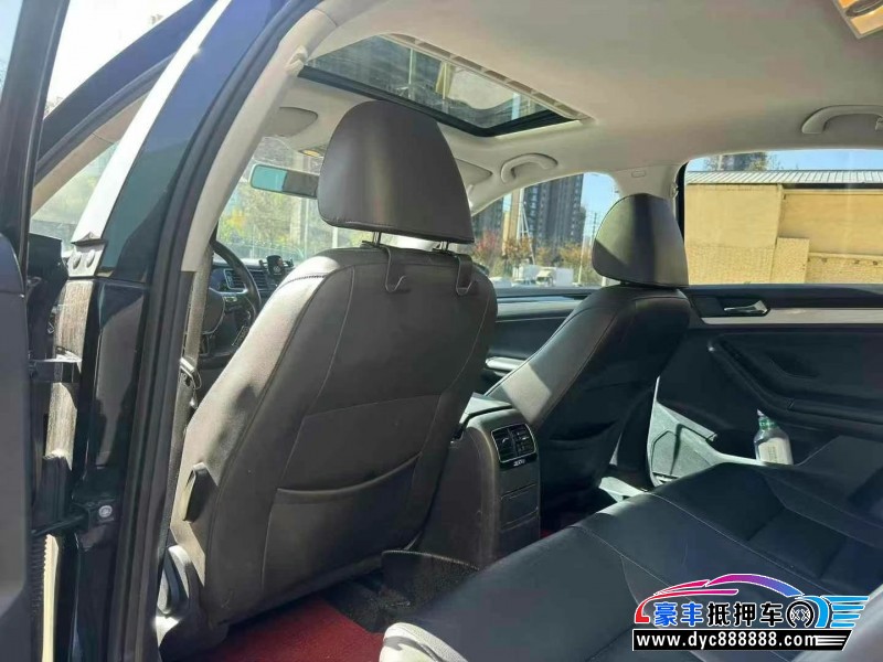 17年大众速腾轿车抵押车出售