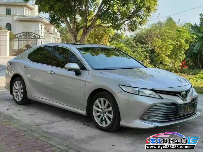 20年丰田凯美瑞轿车抵押车出售