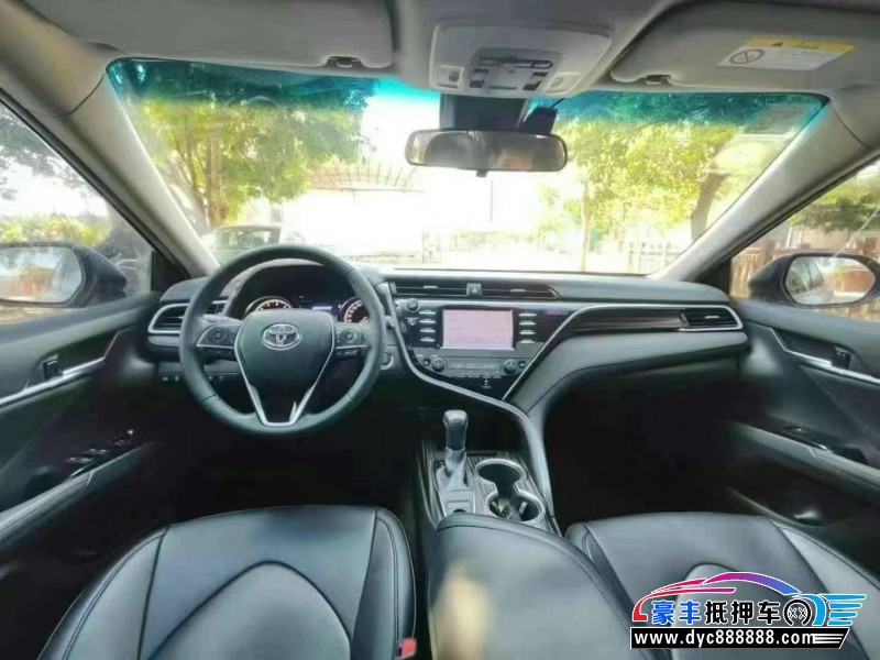 20年丰田凯美瑞轿车抵押车出售