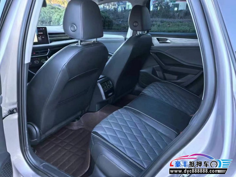 22年大众速腾轿车抵押车出售