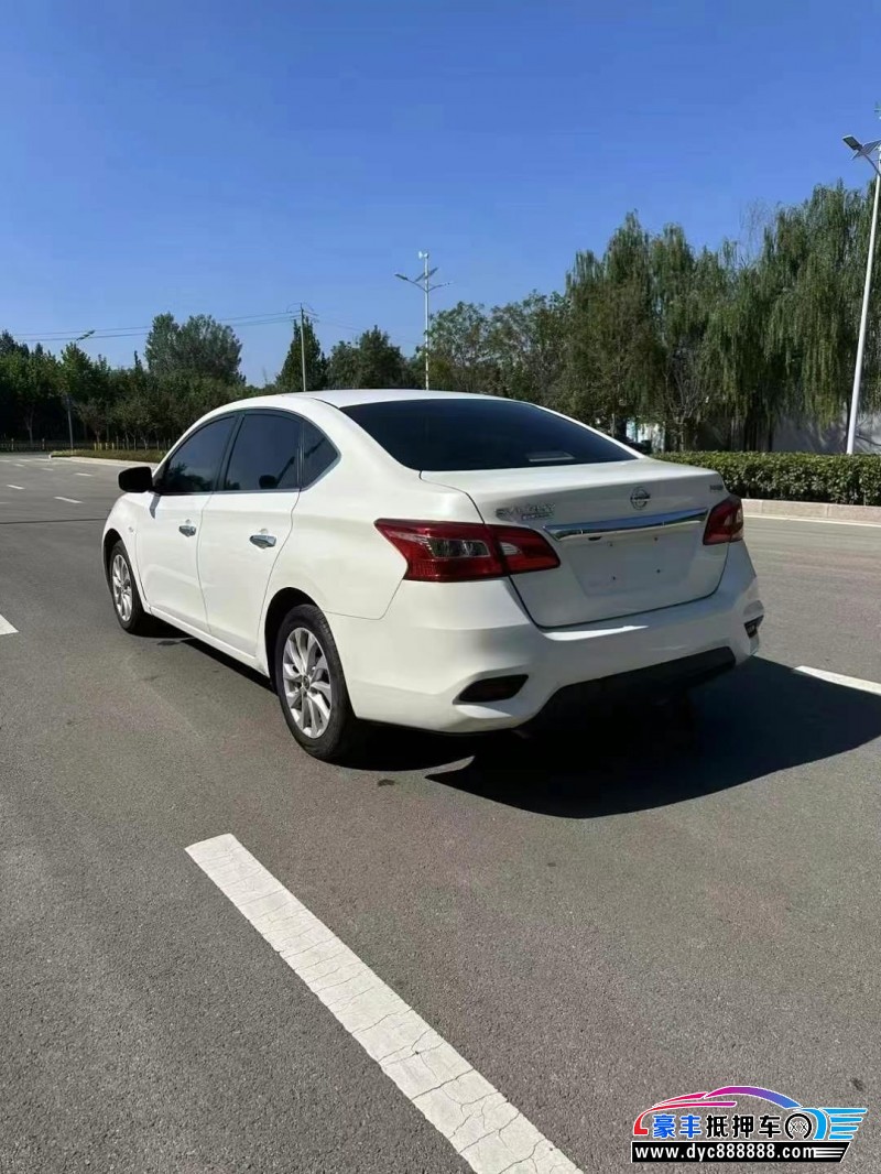 20年日产轩逸轿车抵押车出售