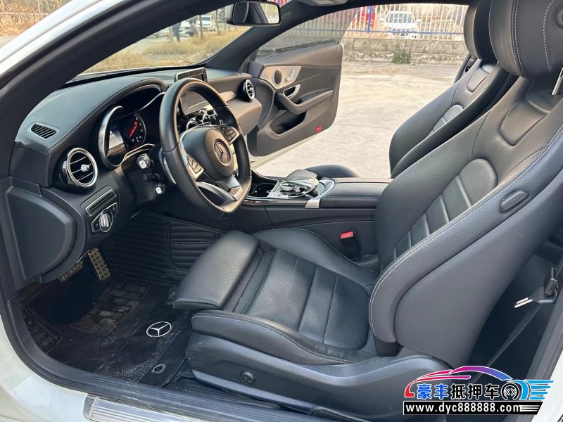 18年奔驰C轿车抵押车出售