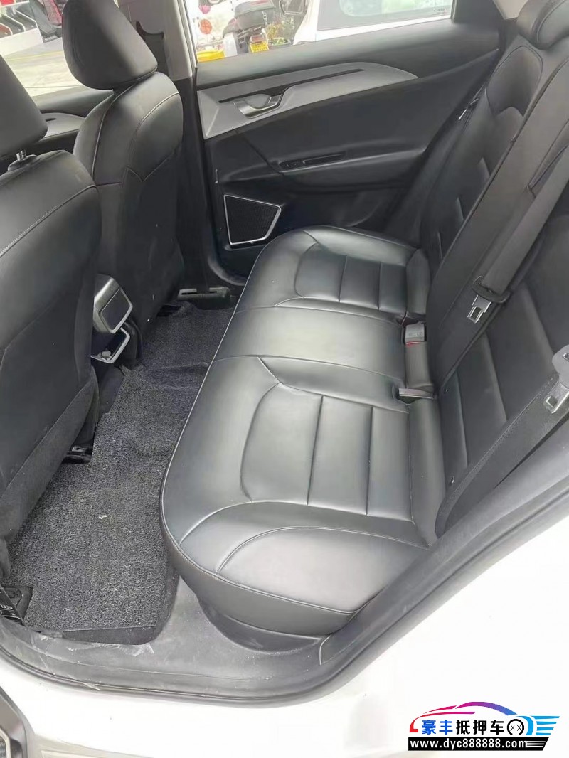 24年吉利几何轿车抵押车出售