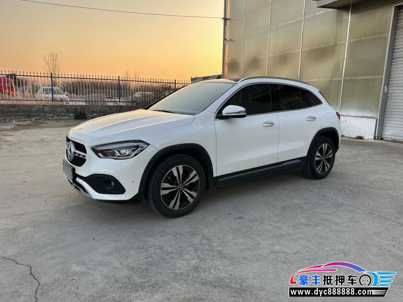 21年奔驰GLA轿车抵押车出售