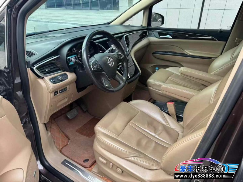 17年别克GL8轿车抵押车出售