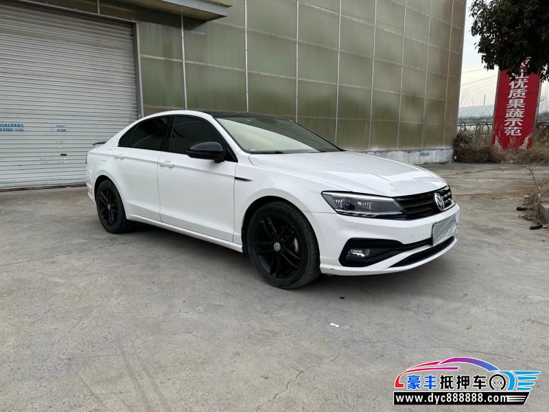 22年大众凌渡轿车抵押车出售