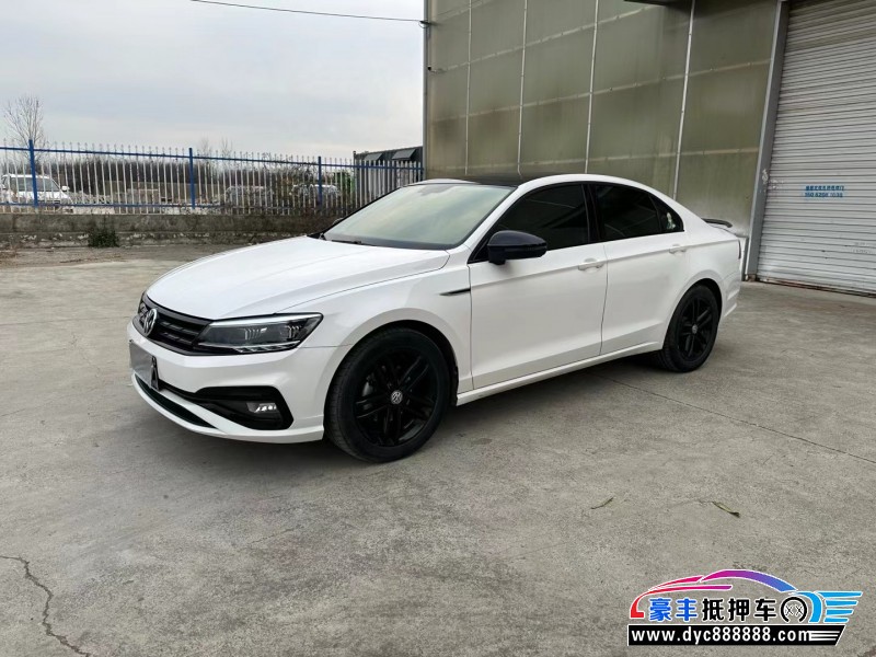 22年大众凌渡轿车抵押车出售