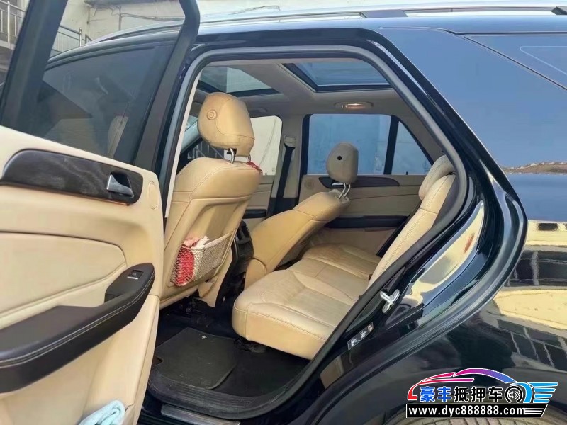 17年奔驰GLE轿车抵押车出售