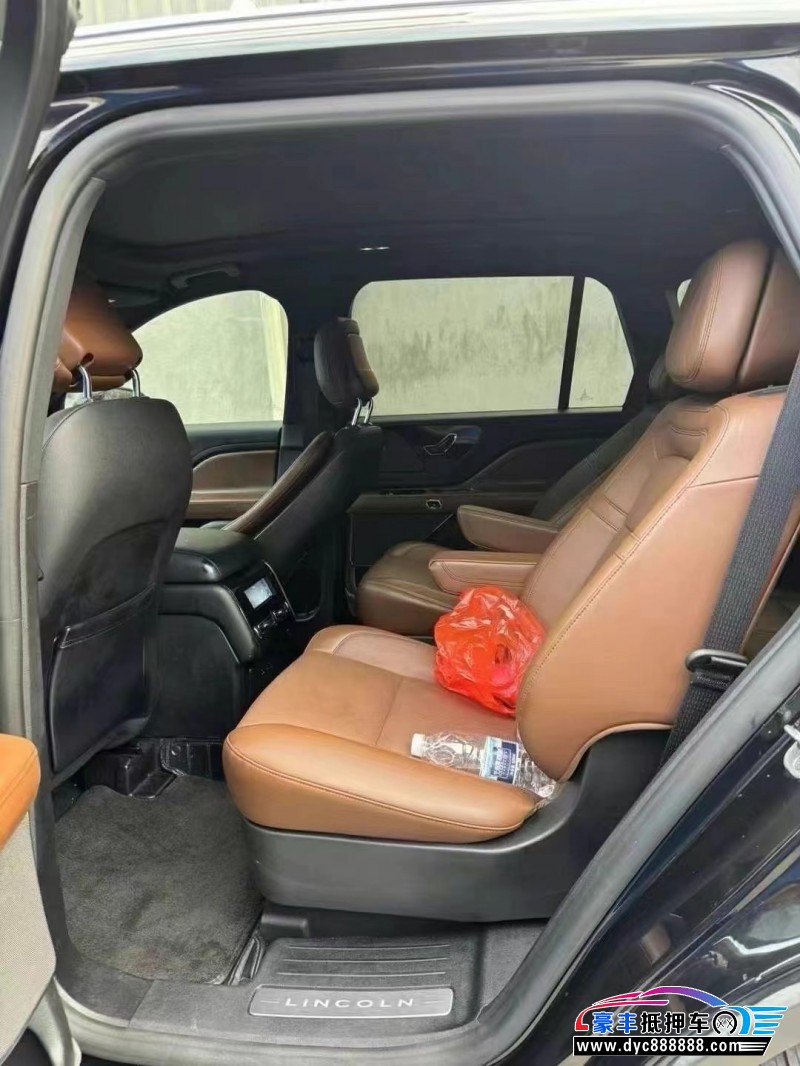 23年林肯飞行家轿车抵押车出售