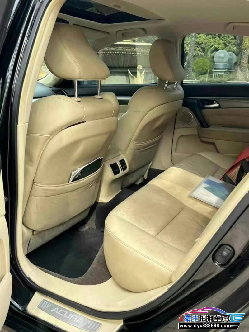 14年讴歌TL轿车抵押车出售