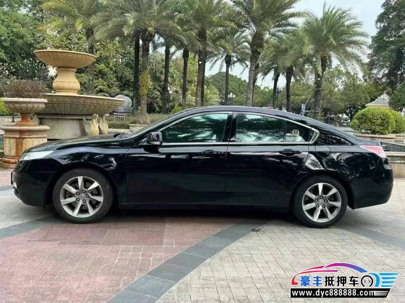 14年讴歌TL轿车抵押车出售