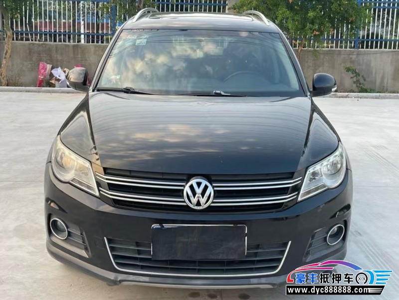 12年大众途观轿车抵押车出售