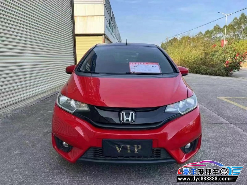16年本田飞度轿车抵押车出售