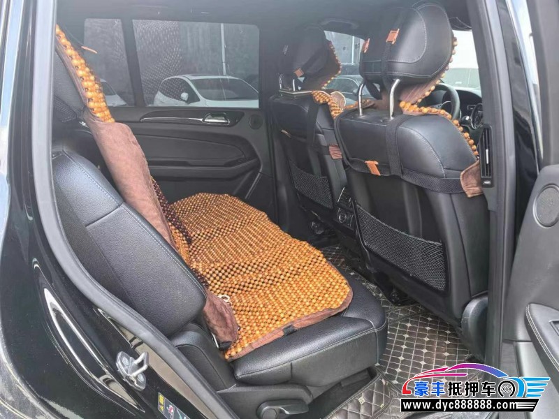 18年奔驰GLS轿车抵押车出售