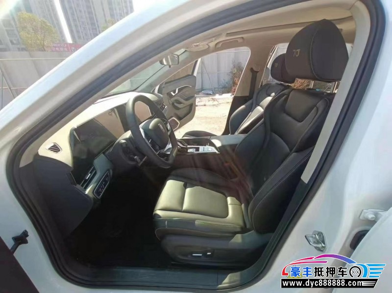 24年奔腾B70轿车抵押车出售