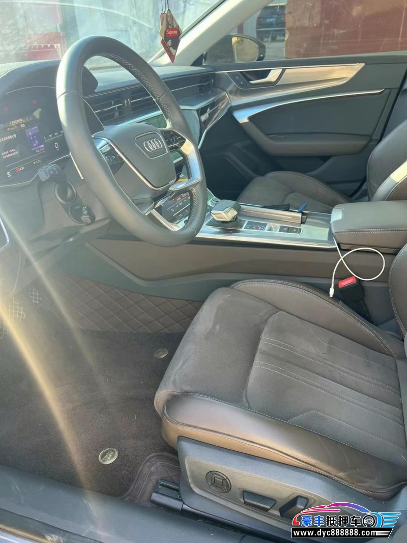 23年奥迪A7轿车抵押车出售