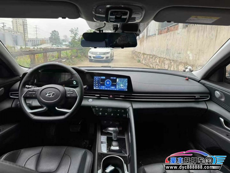 23年现代伊兰特轿车抵押车出售