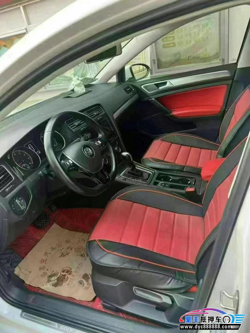 19年大众高尔夫轿车抵押车出售