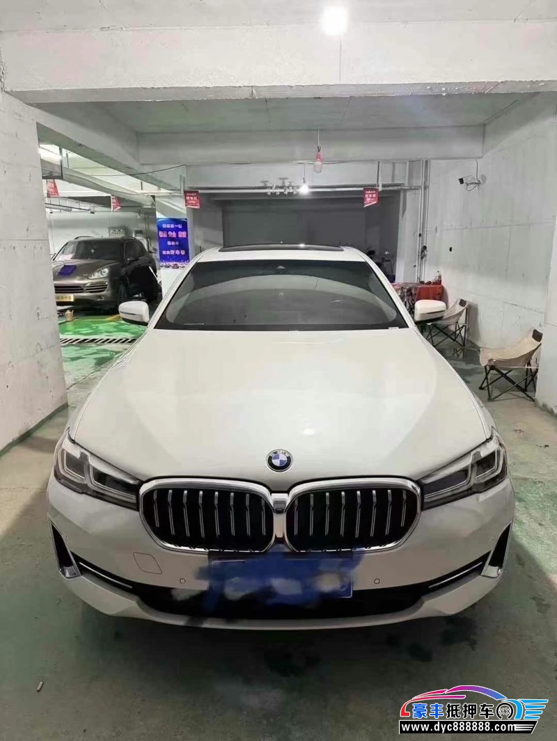 22年宝马5系轿车抵押车出售