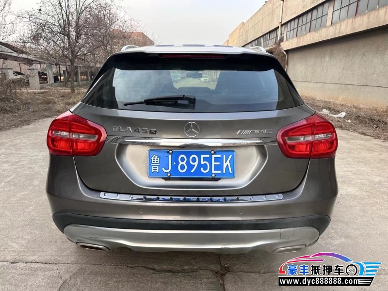 14年奔驰GLA轿车抵押车出售