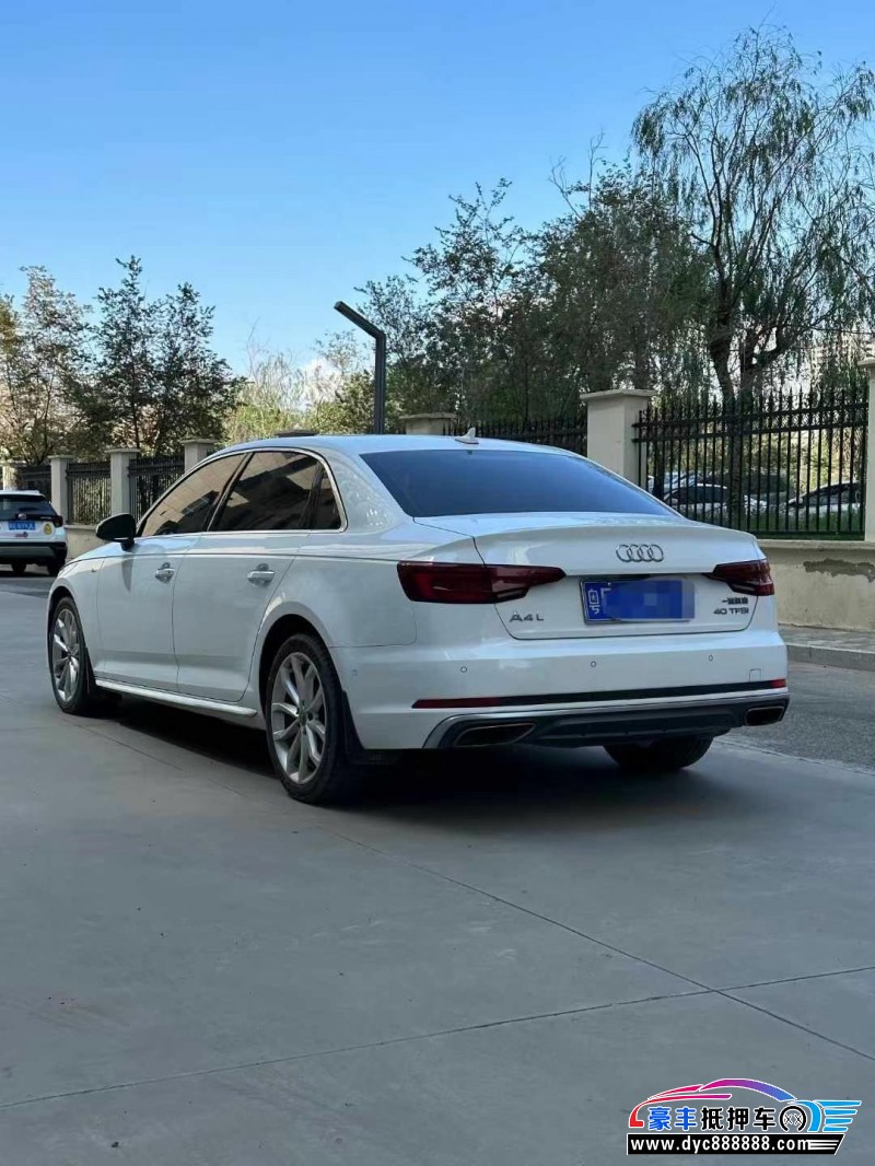 19年奥迪A4L轿车抵押车出售