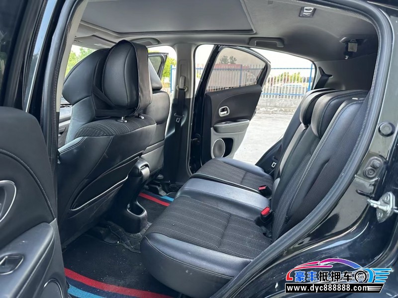 15年本田缤智轿车抵押车出售