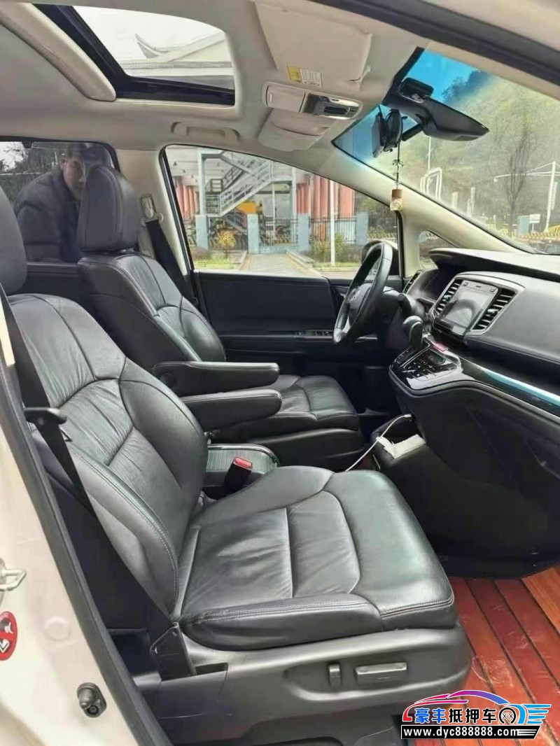 18年本田奥德赛MPV抵押车出售