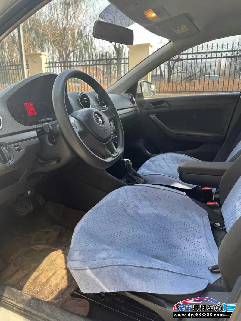 19年大众捷达轿车抵押车出售