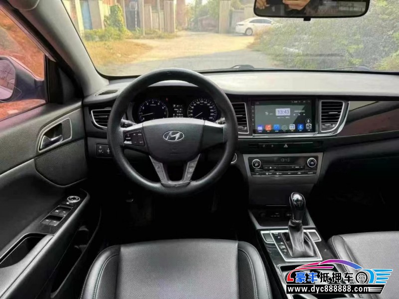 16年现代名图轿车抵押车出售