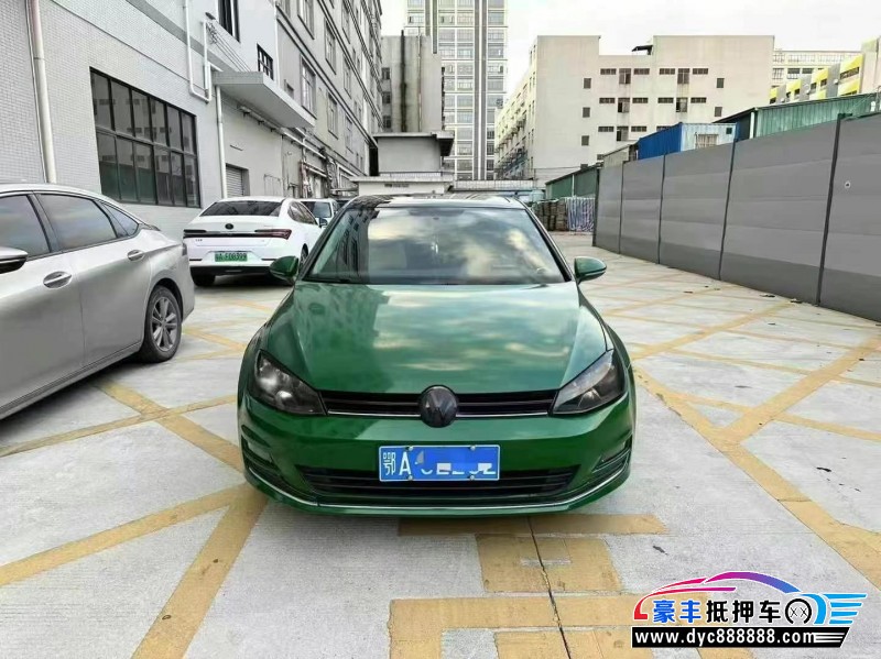 16年大众高尔夫轿车抵押车出售
