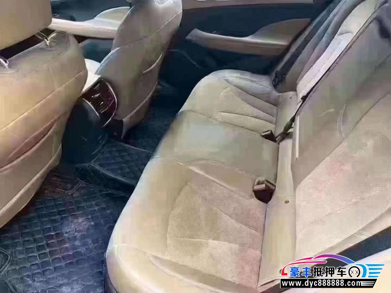 17年别克君越轿车抵押车出售