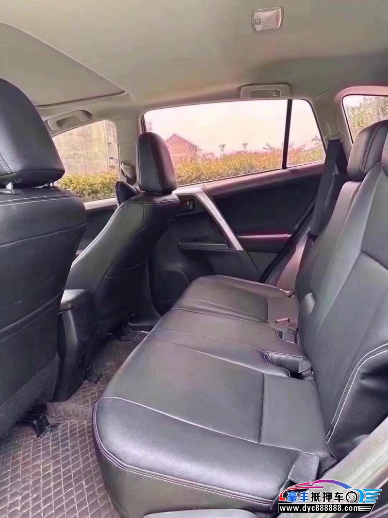 18年丰田RAV4SUV抵押车出售
