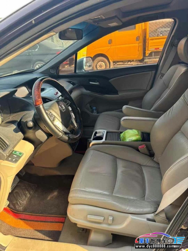 13年本田奥德赛轿车抵押车出售