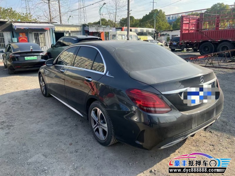 21年奔驰C轿车抵押车出售