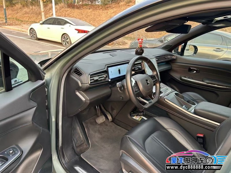 22年蔚来ES6轿车抵押车出售