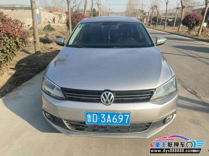 15年大众速腾轿车抵押车出售