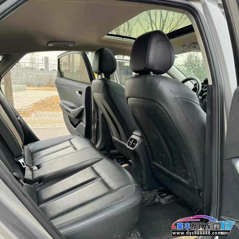 19年现代菲斯塔轿车抵押车出售