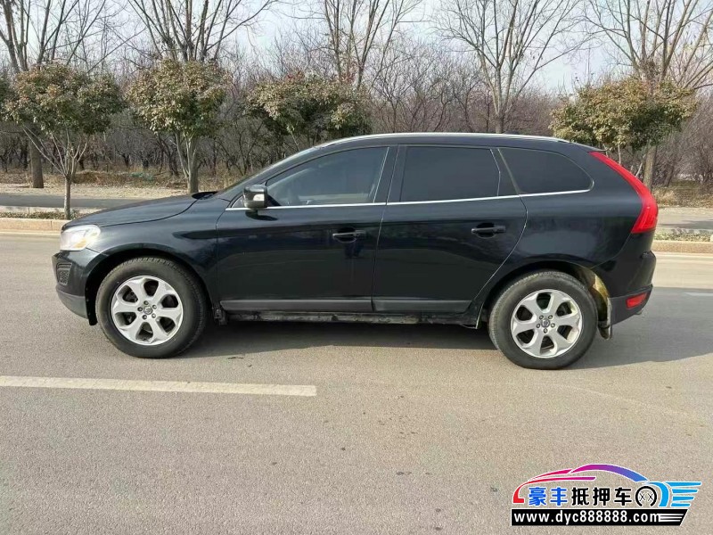 13年沃尔沃XC60轿车抵押车出售