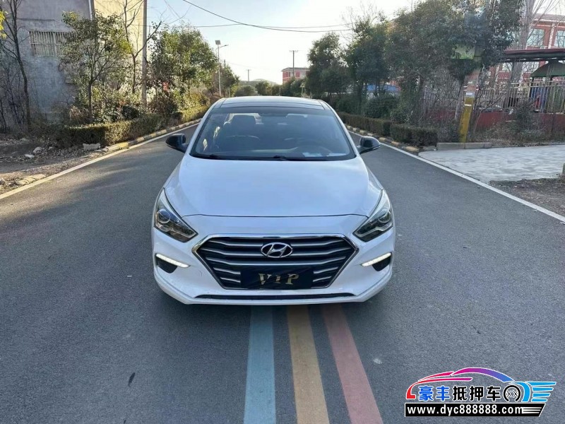 18年现代名图轿车抵押车出售