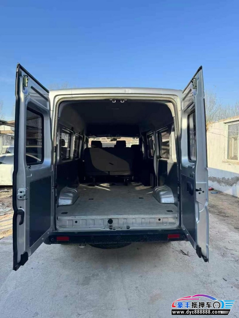 22年东风御风轿车抵押车出售