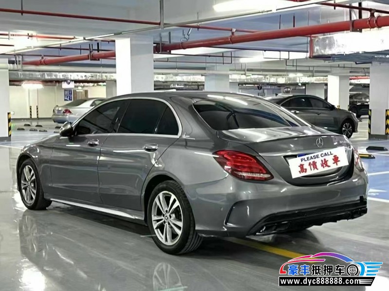 18年奔驰C轿车抵押车出售