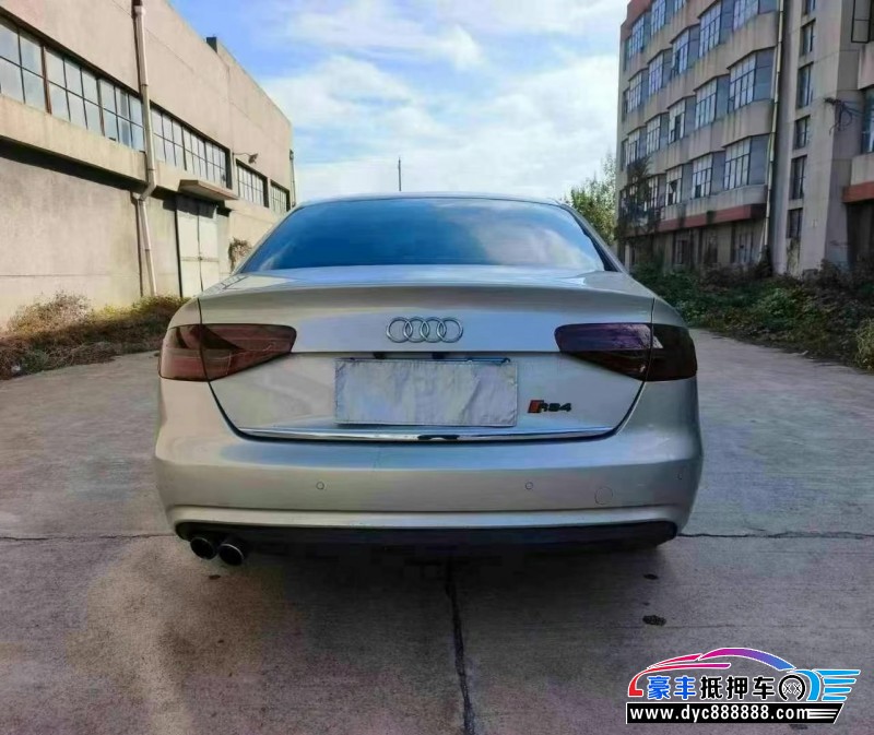 16年奥迪A4L轿车抵押车出售