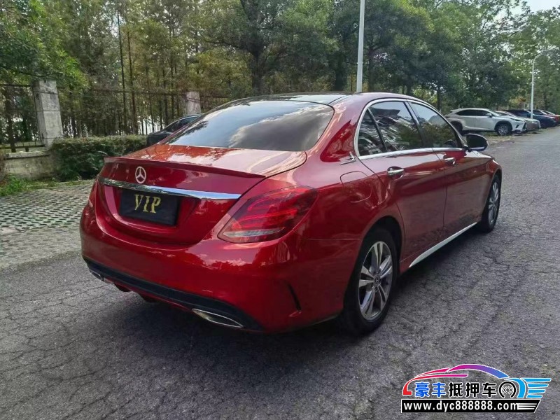 17年奔驰C轿车抵押车出售