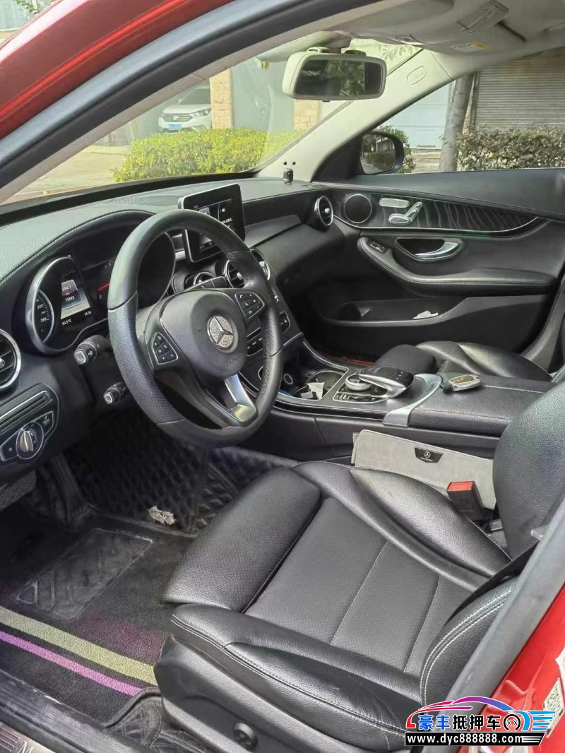 17年奔驰C轿车抵押车出售