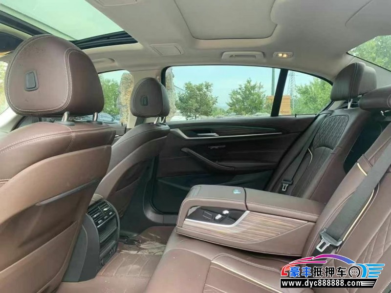 22年宝马5系轿车抵押车出售