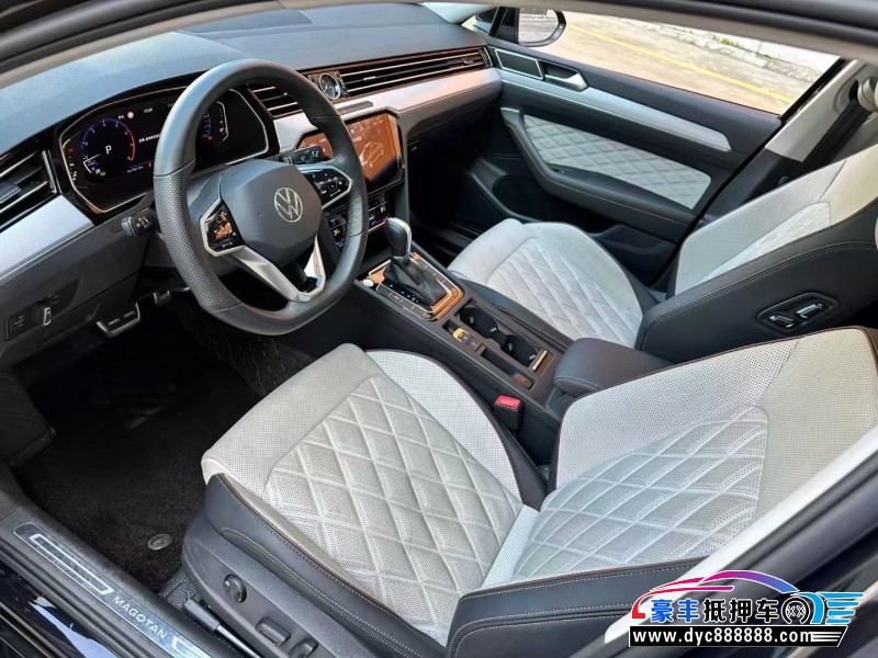 24年大众迈腾轿车抵押车出售